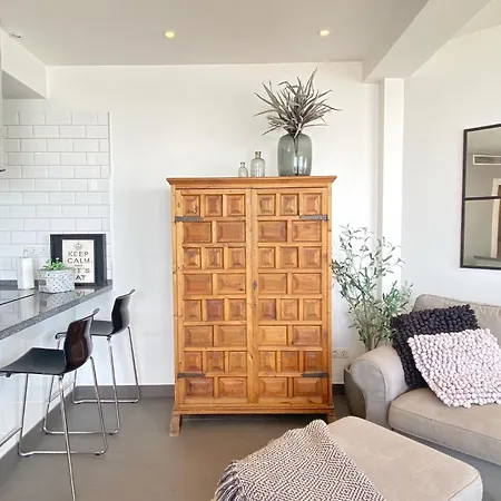 Valdecantos Marina *